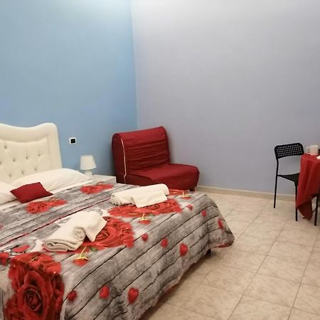 Guest House Francesco 나폴리 외부 사진