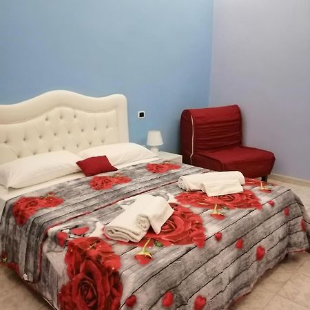 Guest House Francesco 나폴리 외부 사진