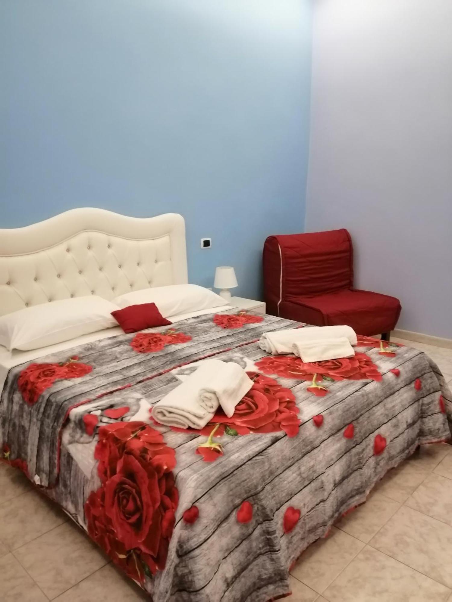 Guest House Francesco 나폴리 외부 사진